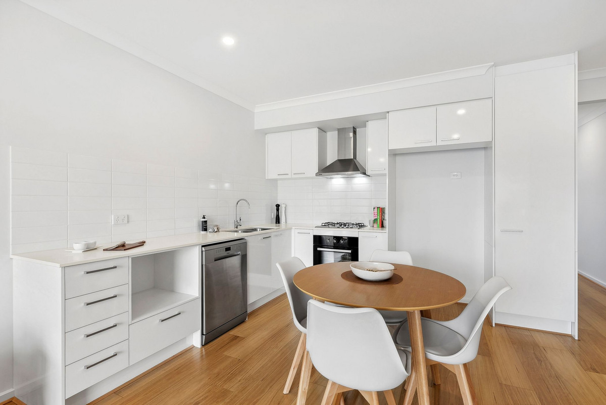 10 Batlow Street, Armstrong Creek VIC 3217, Armstrong Creek - Thumbnail 4