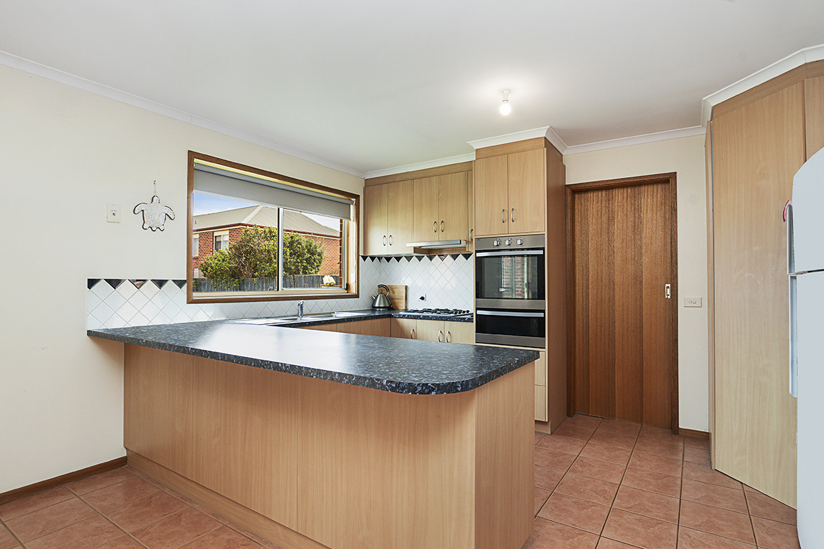 10 Henry Street, WARRNAMBOOL VIC 3280, Warrnambool - Thumbnail 3