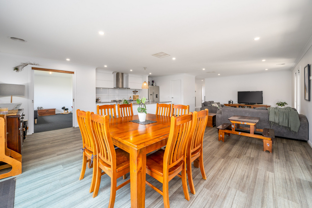 86 Settlers Drive, Kialla VIC 3631, Kialla - Thumbnail 3