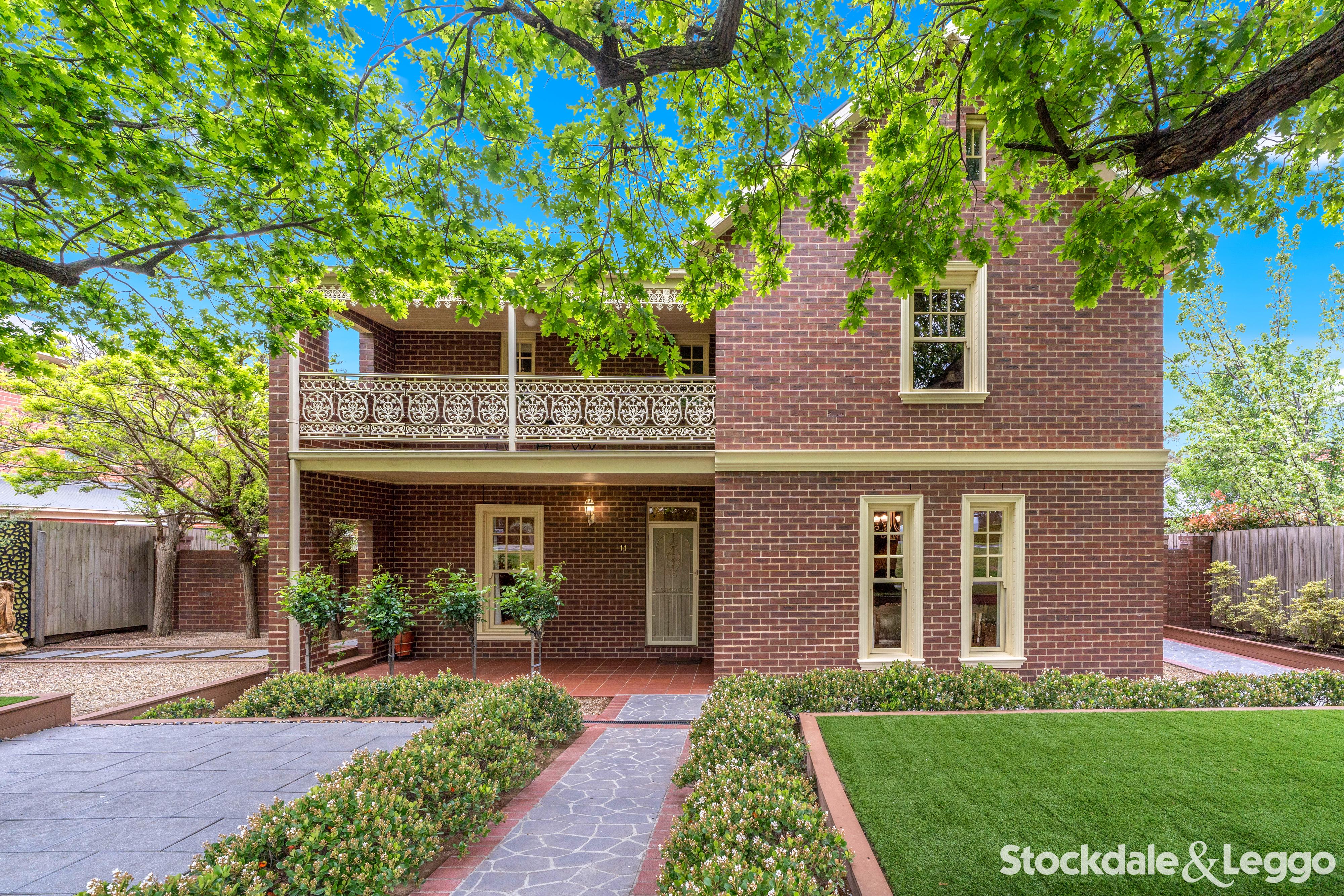 11 The Avenue, Sunbury VIC, Sunbury - Thumbnail 2