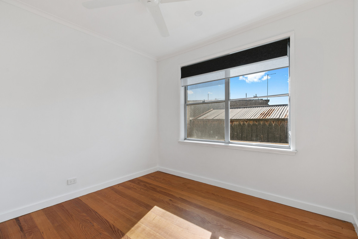 2 Fraser Crescent, Churchill VIC 3842, Churchill - Thumbnail 4