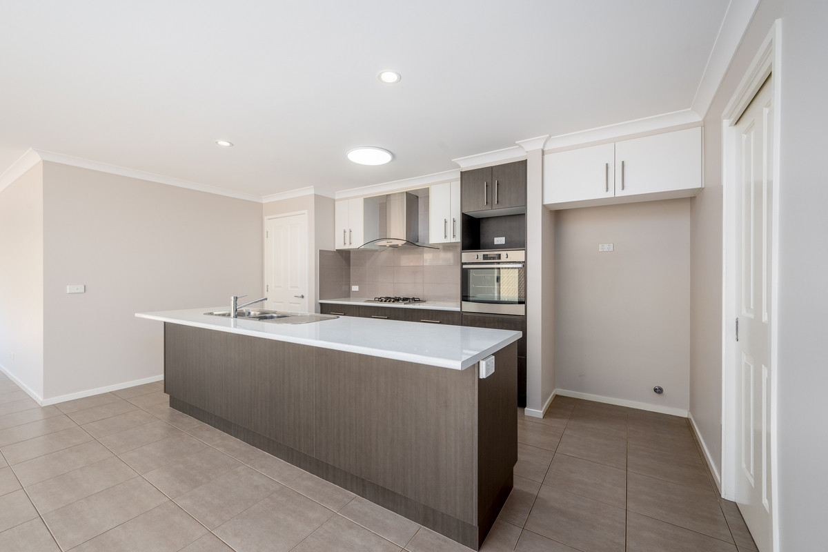 18 Windlass Avenue, MOOROOPNA VIC 3629, Mooroopna - Thumbnail 4