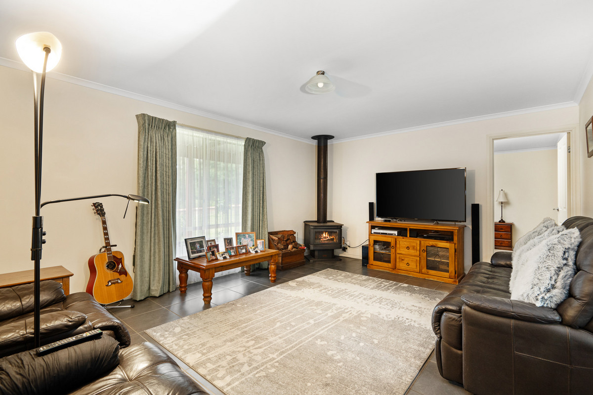 60 Bruce Street, Teesdale VIC 3328, Teesdale - Thumbnail 3