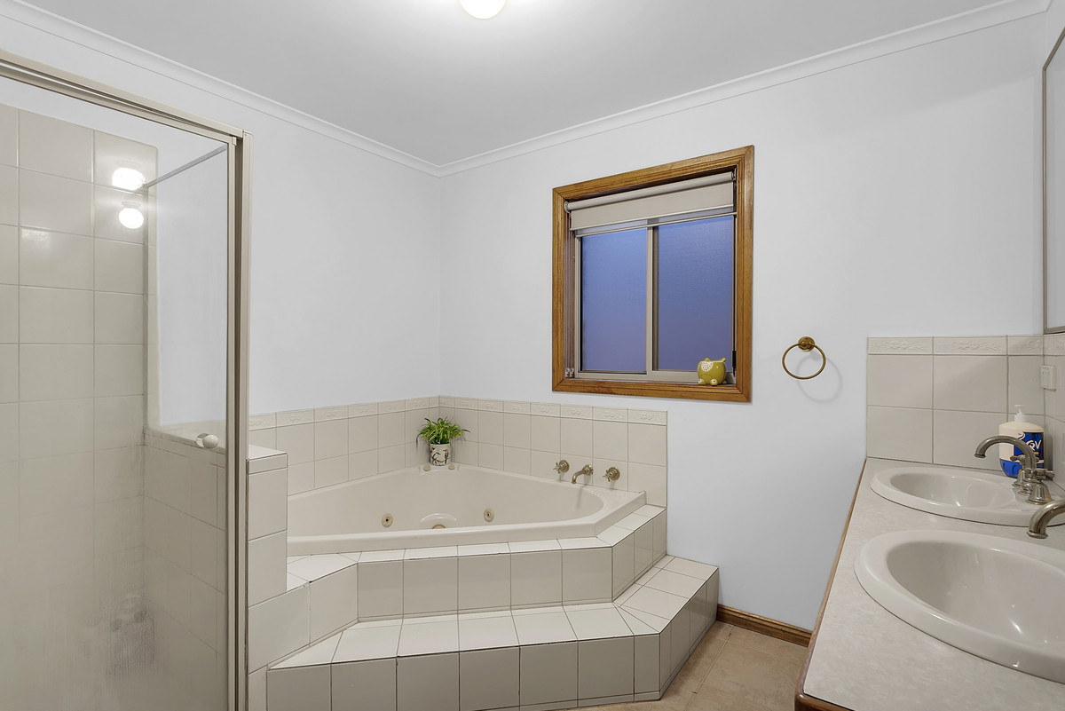 55 Gum Nut Drive, Langwarrin VIC 3910, Langwarrin - Thumbnail 7