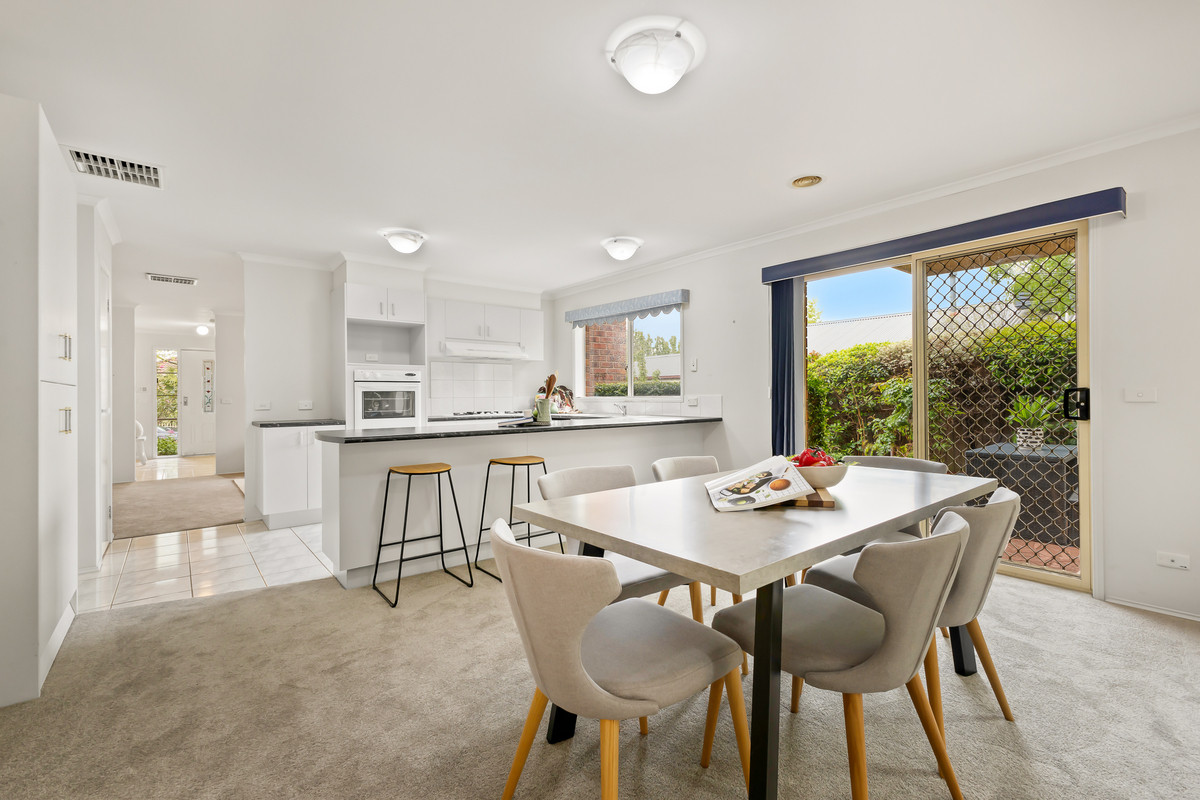 4 Sugar Gum Court, Upper Ferntree Gully VIC 3156, Upper Ferntree Gully - Thumbnail 4