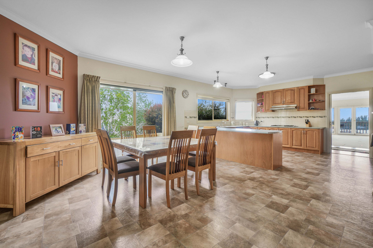 20 Overland Rise, Pakenham VIC 3810, Pakenham - Thumbnail 8