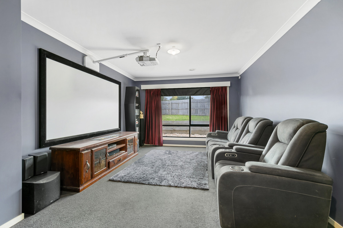 2 Scarborough Crescent, Morwell VIC 3840, Morwell - Thumbnail 6
