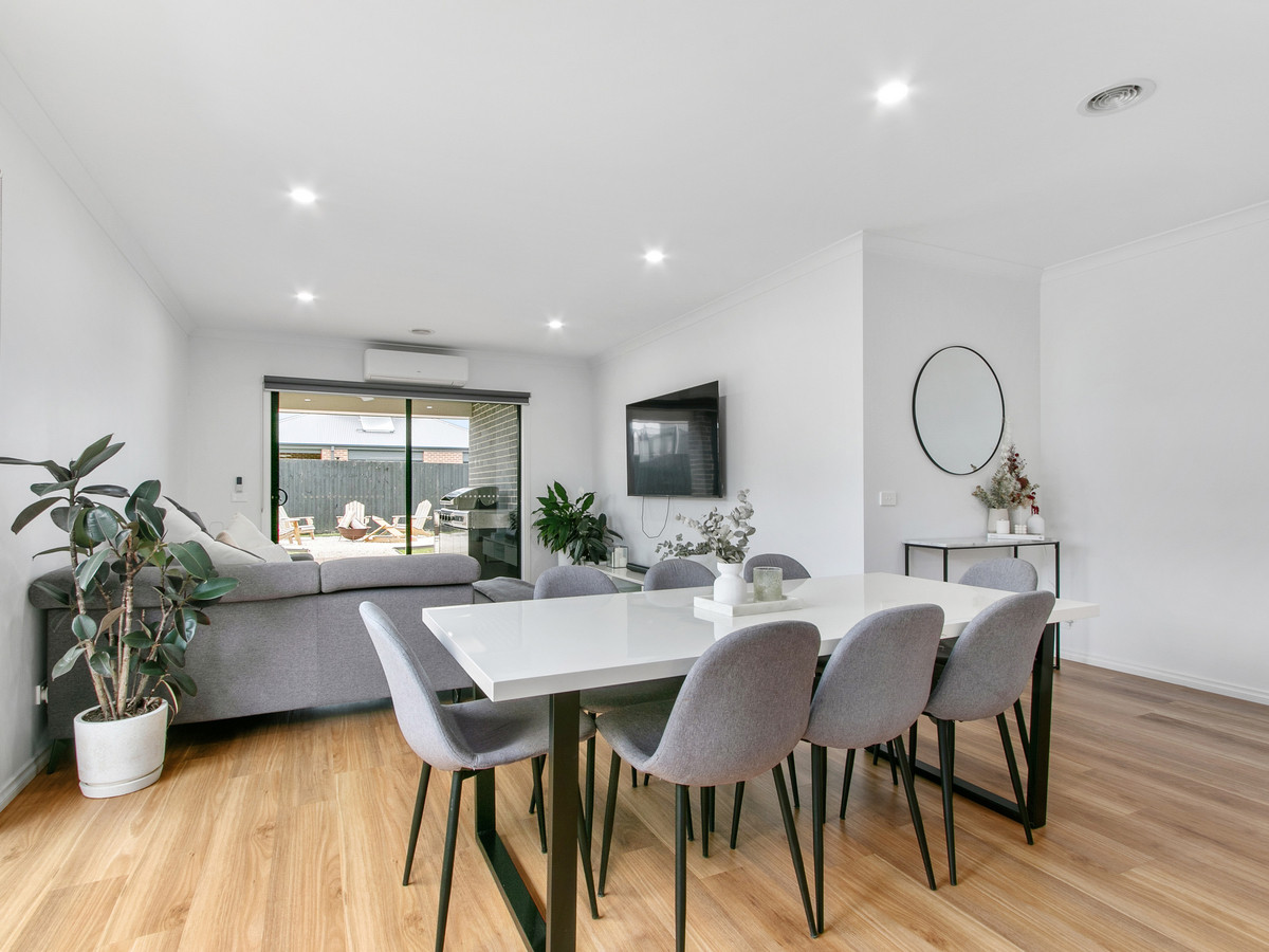 7 Dooyork Crescent, Traralgon VIC 3844, Traralgon - Thumbnail 2