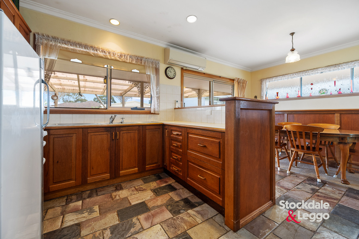 15 Marion Court, Inverloch VIC 3996, Inverloch - Thumbnail 2