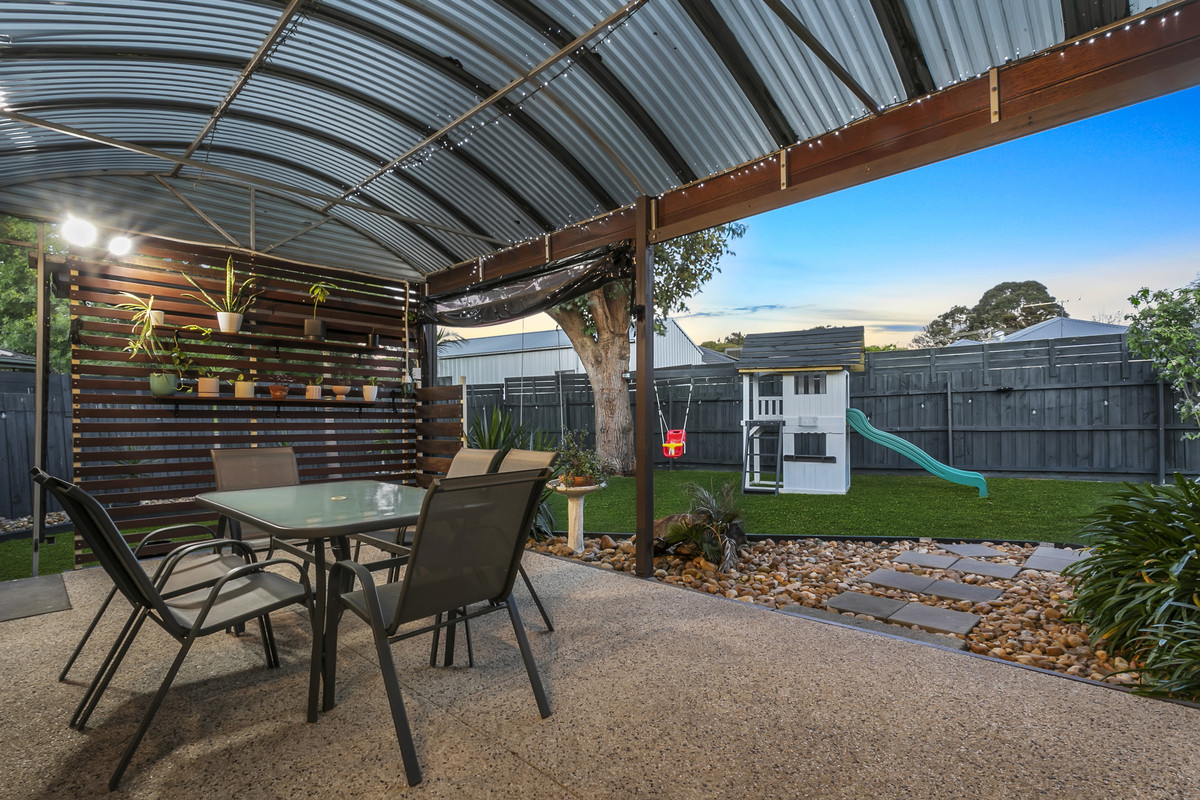 12 Mallory Court, Cranbourne VIC 3977, Cranbourne - Thumbnail 2