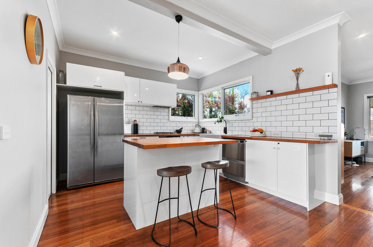 21 McLean Street, MORWELL VIC 3840, Morwell - Thumbnail 2