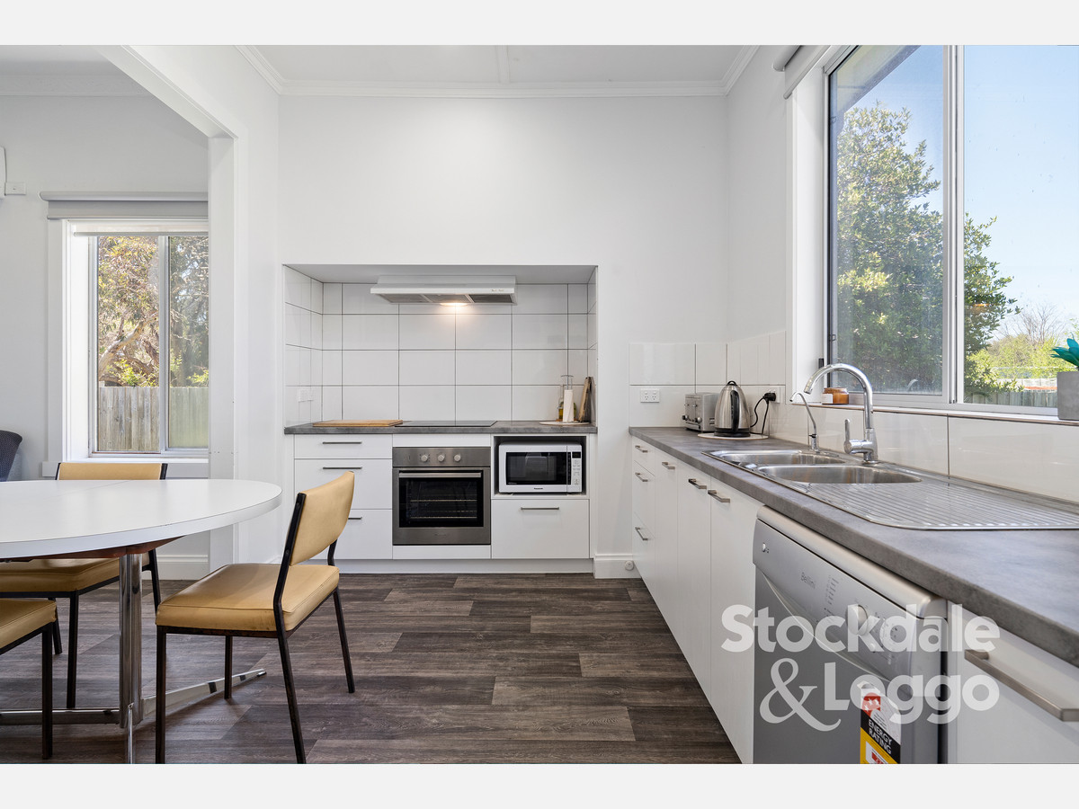 111 Raymond Street, Tootgarook VIC 3941, Tootgarook - Thumbnail 3