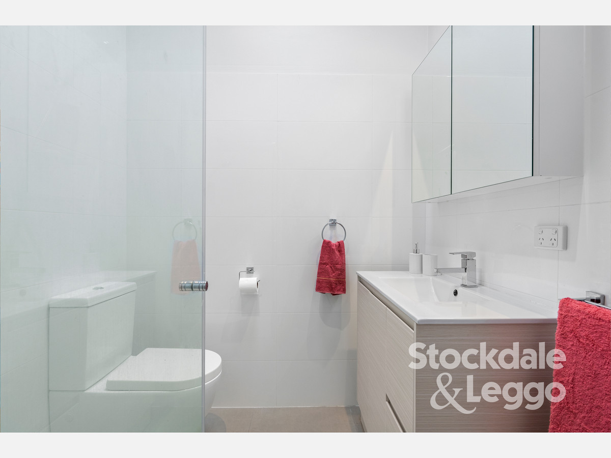 111 Raymond Street, Tootgarook VIC 3941, Tootgarook - Thumbnail 8