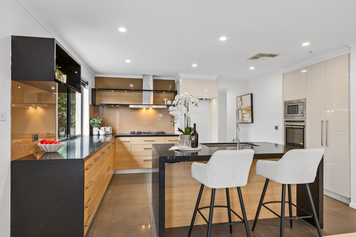 27 Petalnina Drive, Wantirna VIC 3152, Wantirna - Thumbnail 4
