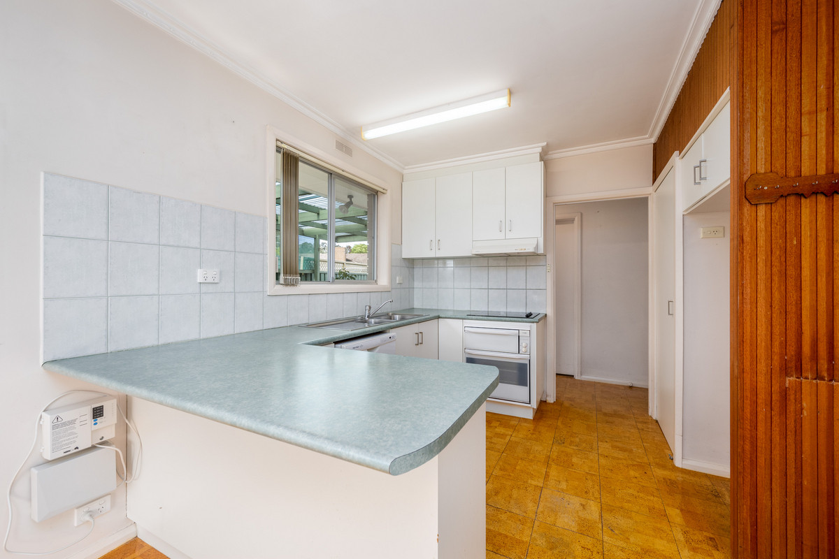 34 Holland Street, Shepparton VIC 3630, Shepparton - Thumbnail 3