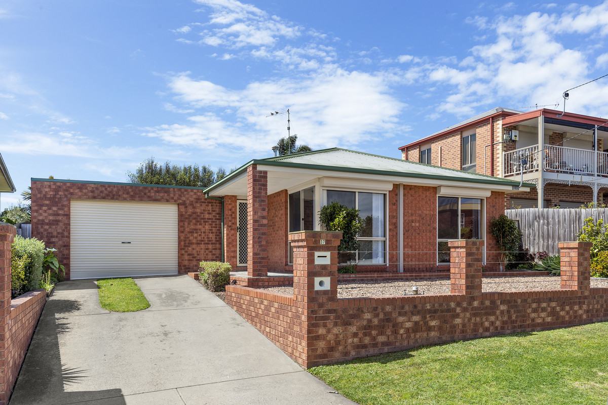 37 Beacon Point Road, Clifton Springs VIC 3222, Clifton Springs - Thumbnail 2