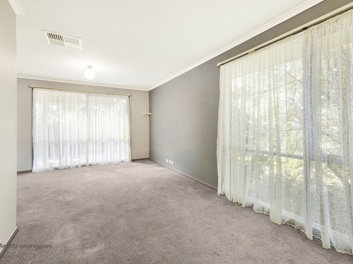 52 Walsingham Crescent, Kurunjang VIC 3337, Kurunjang - Thumbnail 7