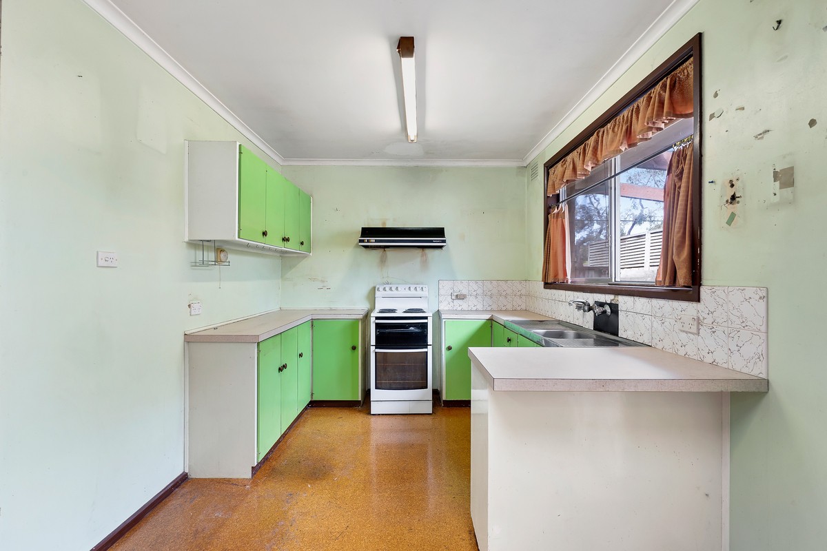 64 Kevin Avenue, Ferntree Gully VIC 3156, Ferntree Gully - Thumbnail 5