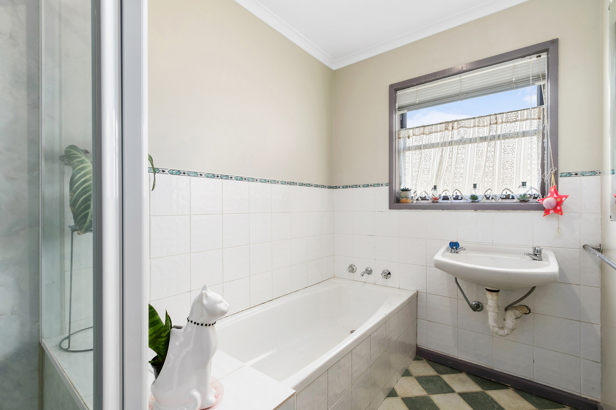 23 Amaroo Drive, CHURCHILL VIC 3842, Churchill - Thumbnail 4
