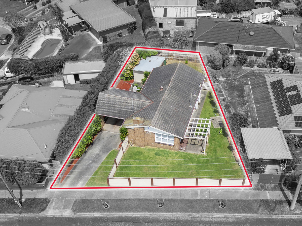 1 Walker Parade, CHURCHILL VIC 3842, Churchill - Thumbnail 3