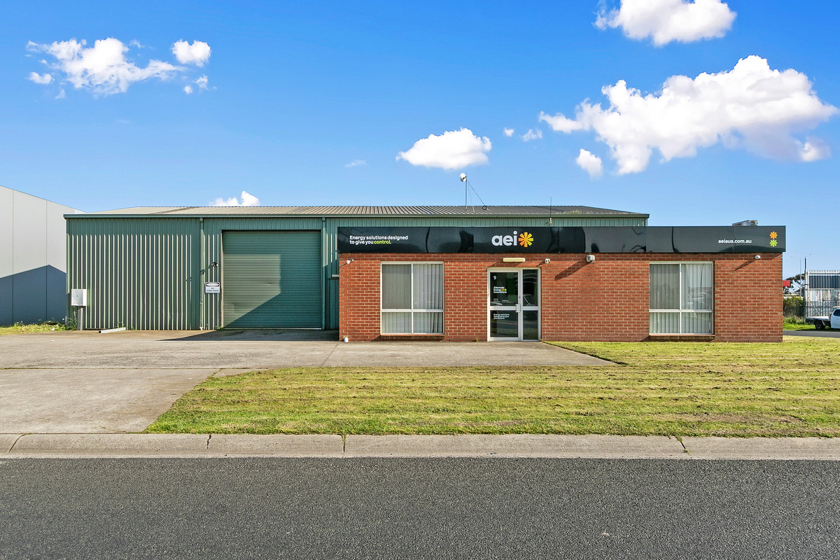 9 Saskia Way, Morwell VIC 3840, Morwell - Image 1