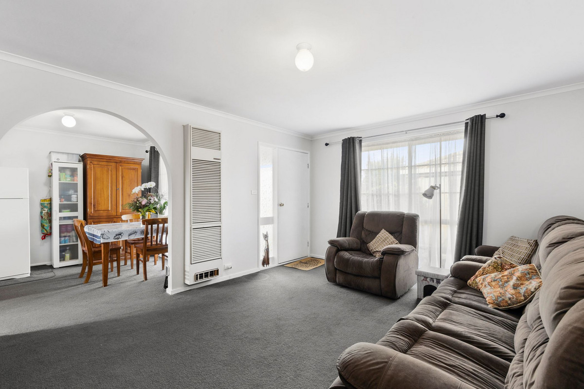 2 / 7 Homewood Lane, Highton VIC 3216, Highton - Thumbnail 2