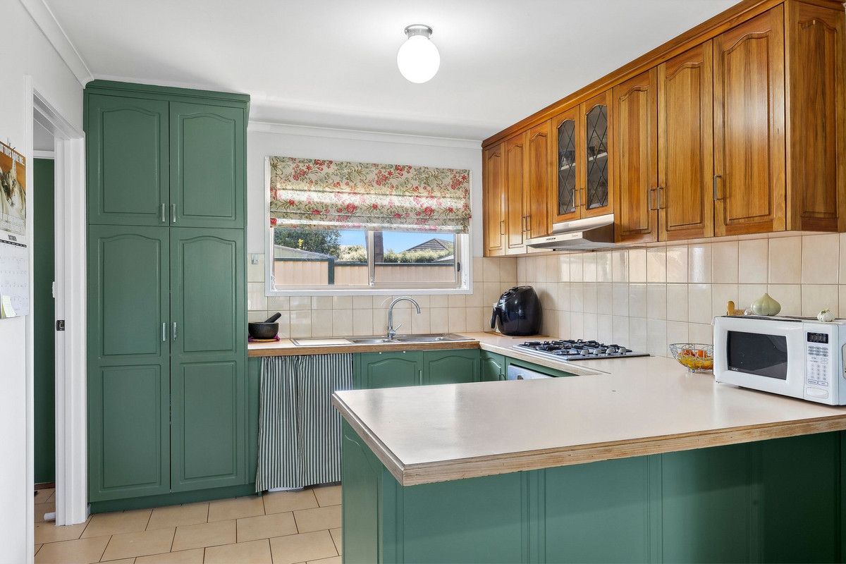2 / 7 Homewood Lane, Highton VIC 3216, Highton - Thumbnail 3
