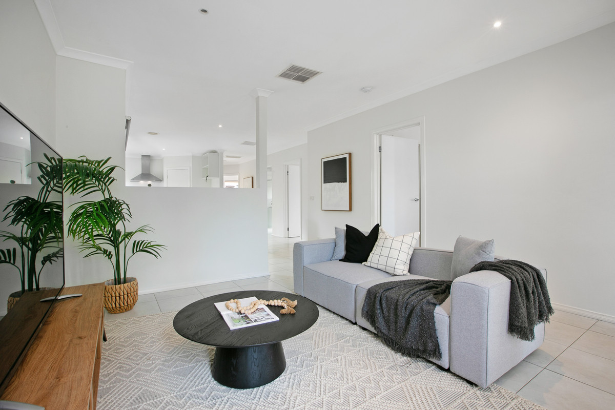 28 Bellini Way, Mernda VIC 3754, Mernda - Thumbnail 3
