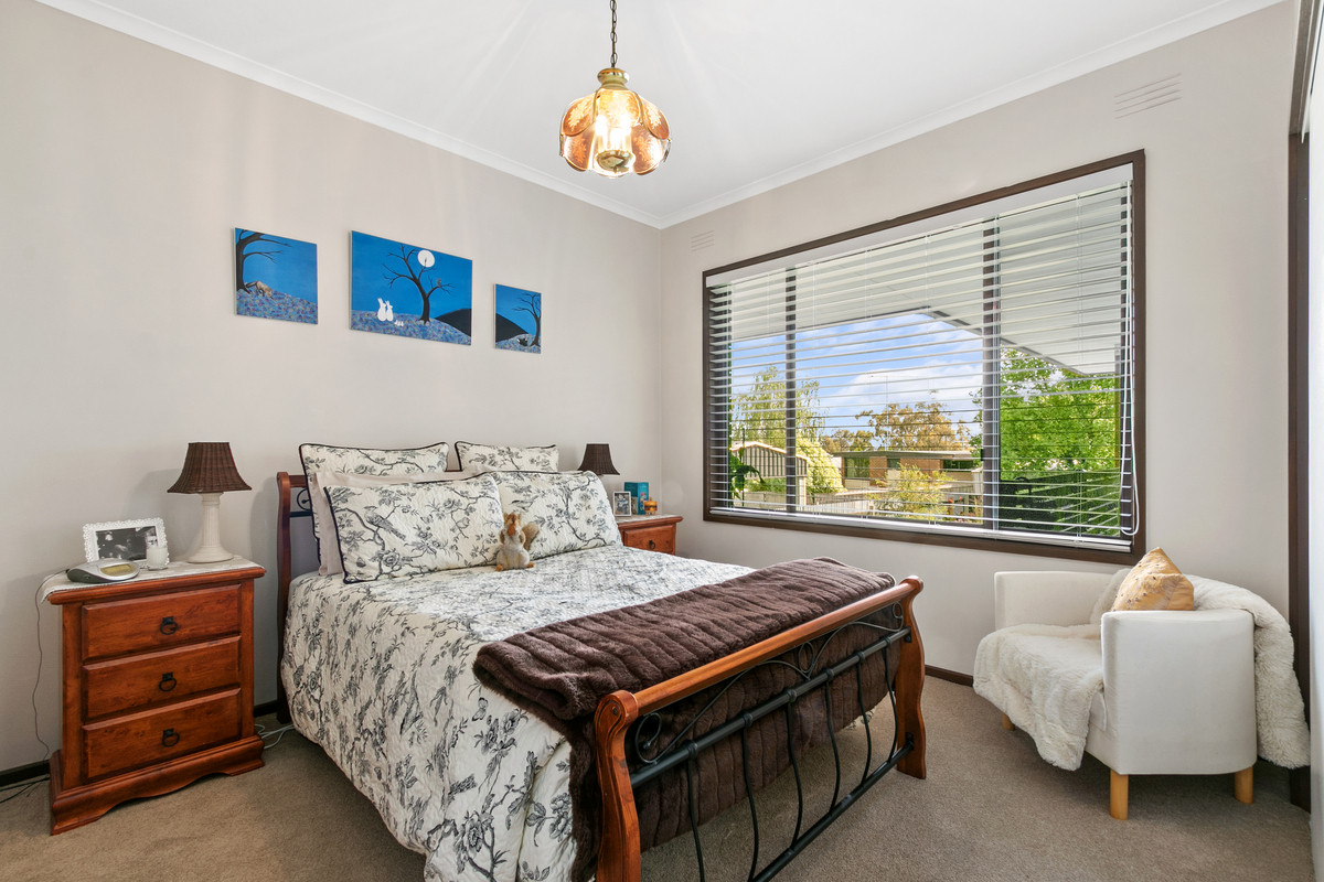 19 Quigley Crescent, Churchill VIC 3842, Churchill - Thumbnail 8