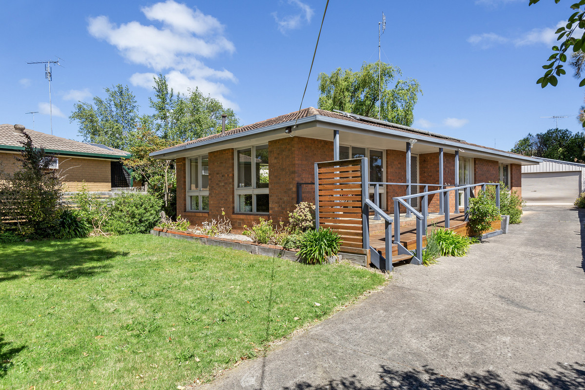 87 Boonderabbi Drive, CLIFTON SPRINGS VIC 3222, Clifton Springs - Thumbnail 3