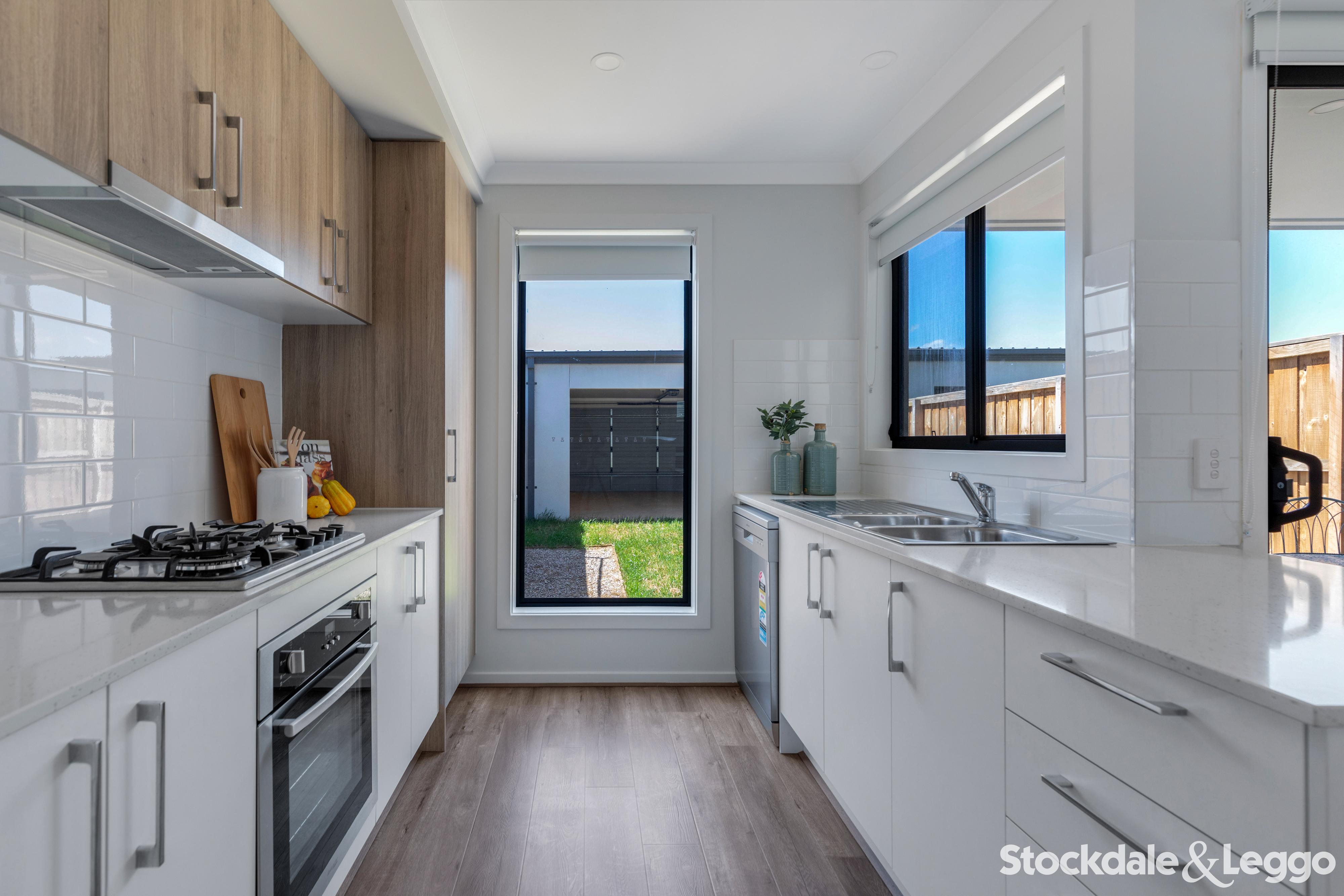 22 Dawson Street, Thornhill Park VIC, Thornhill Park - Thumbnail 4