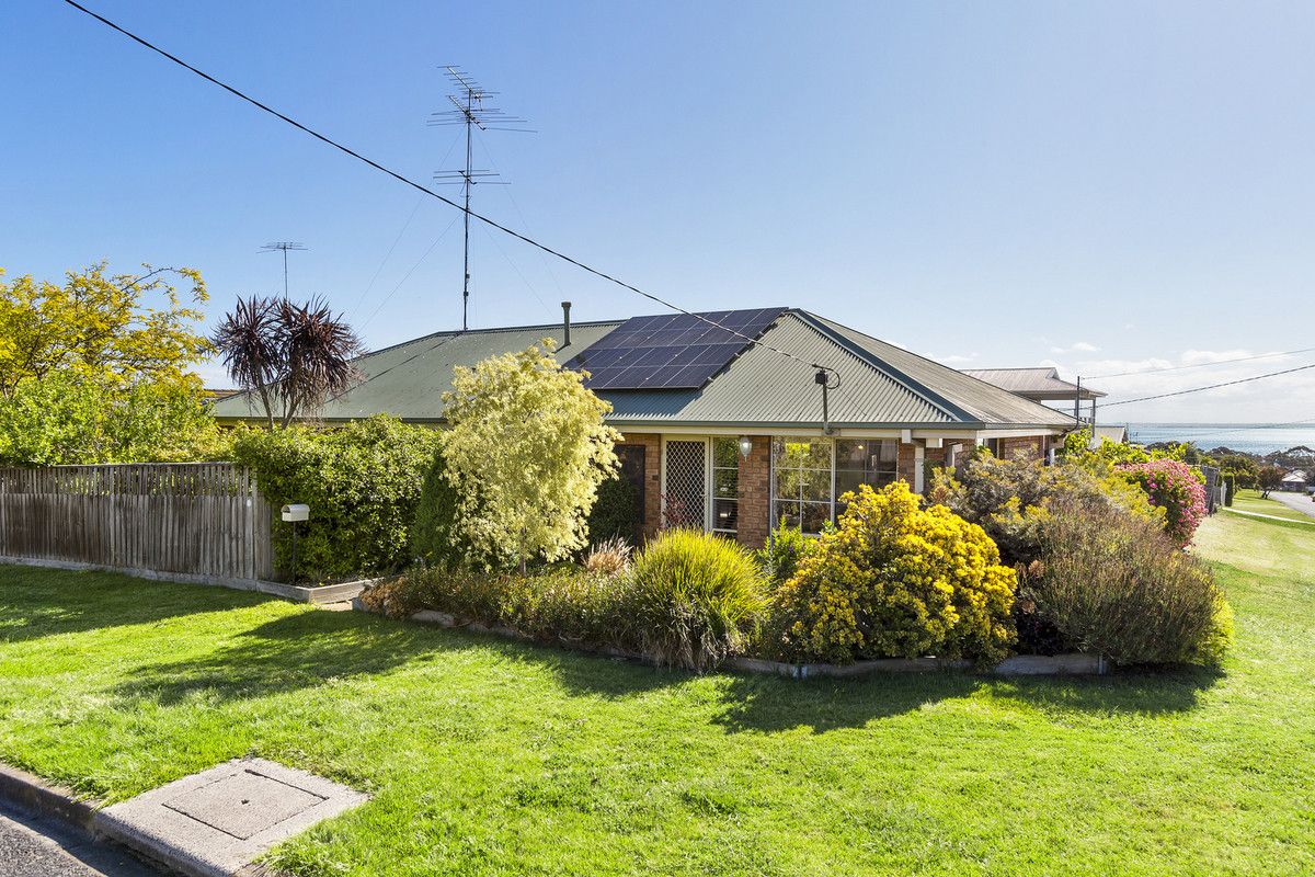 2 Takanna Avenue, CLIFTON SPRINGS VIC 3222, Clifton Springs - Thumbnail 2