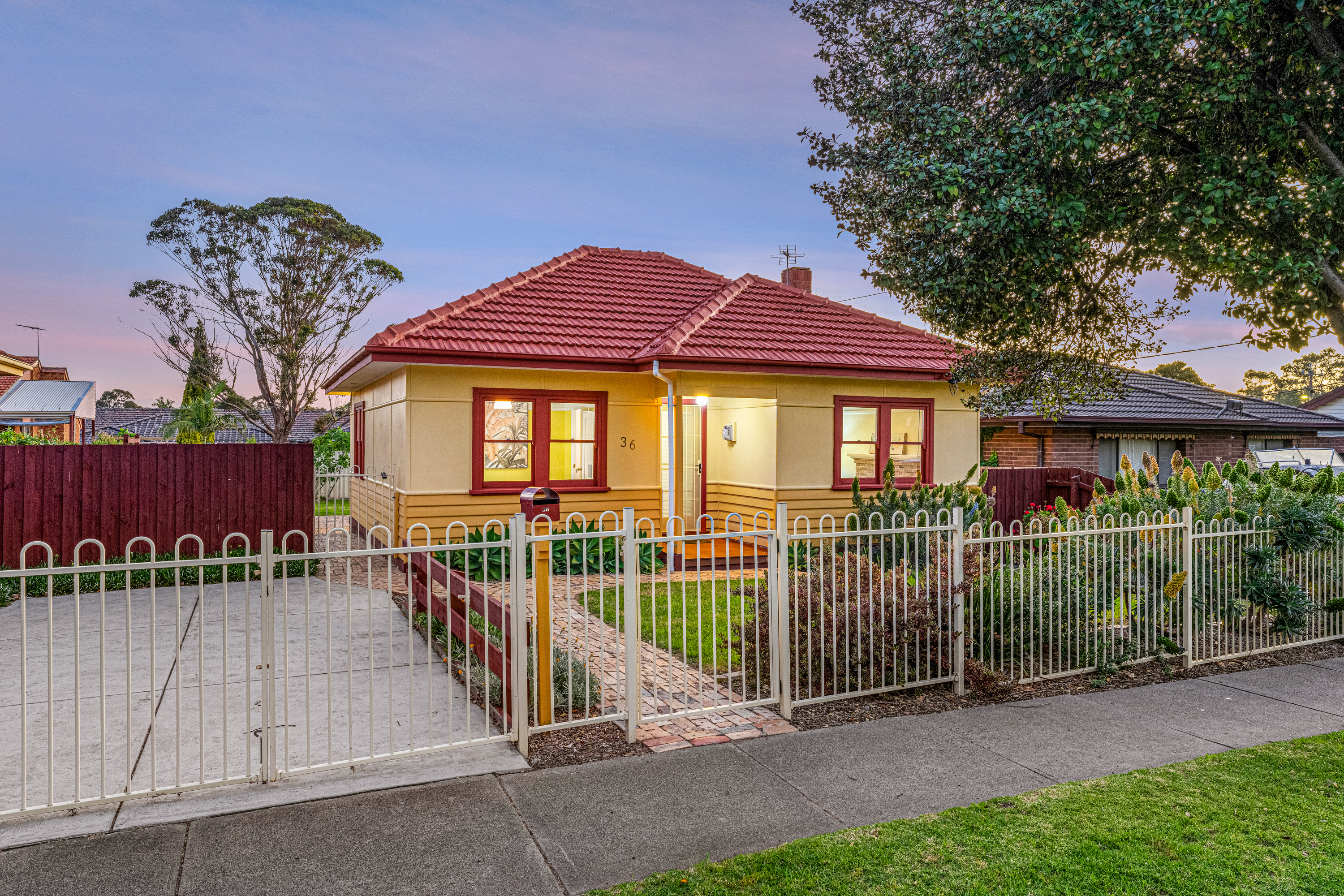36 Birdwood Avenue, Dandenong VIC, Dandenong - Thumbnail 2