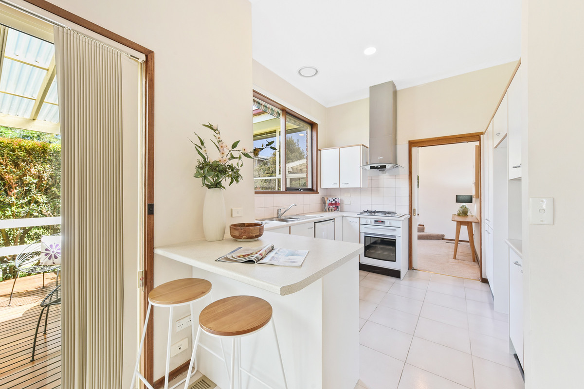 4 Sundowner Court, Wheelers Hill VIC 3150, Wheelers Hill - Thumbnail 6