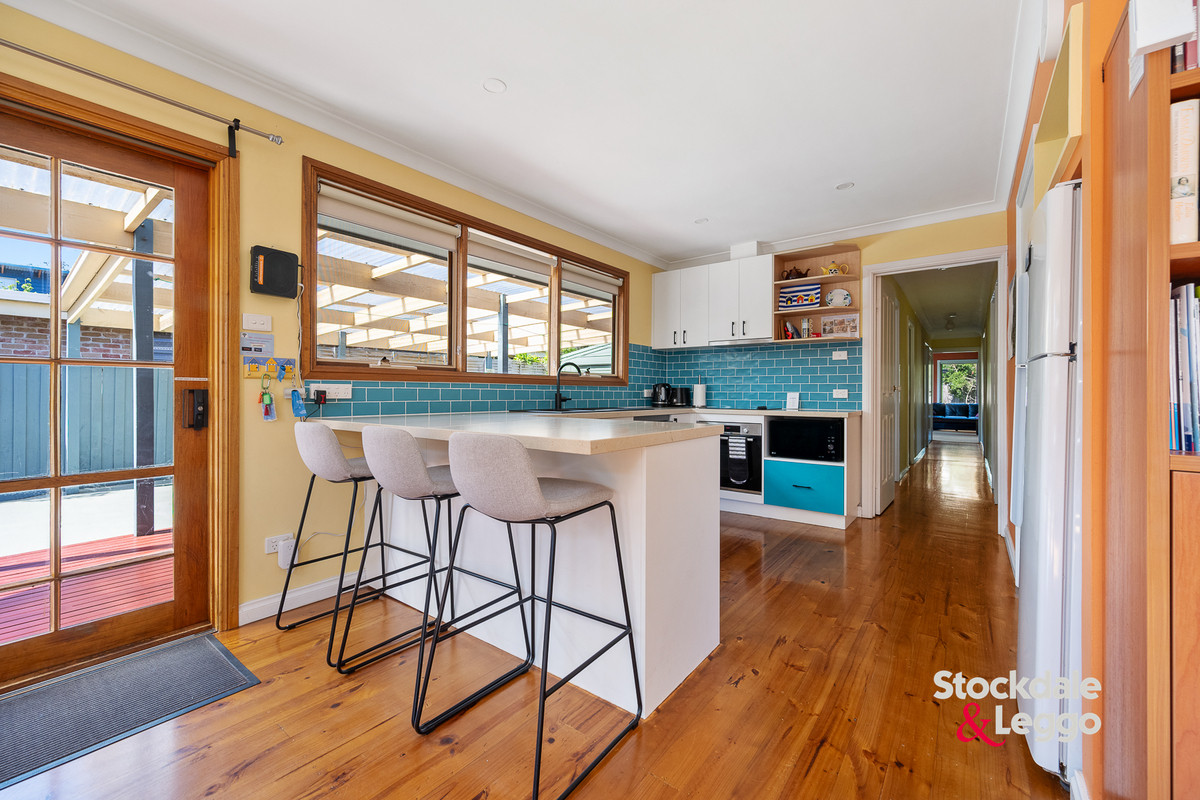 6 Pier Road, INVERLOCH VIC 3996, Inverloch - Thumbnail 2
