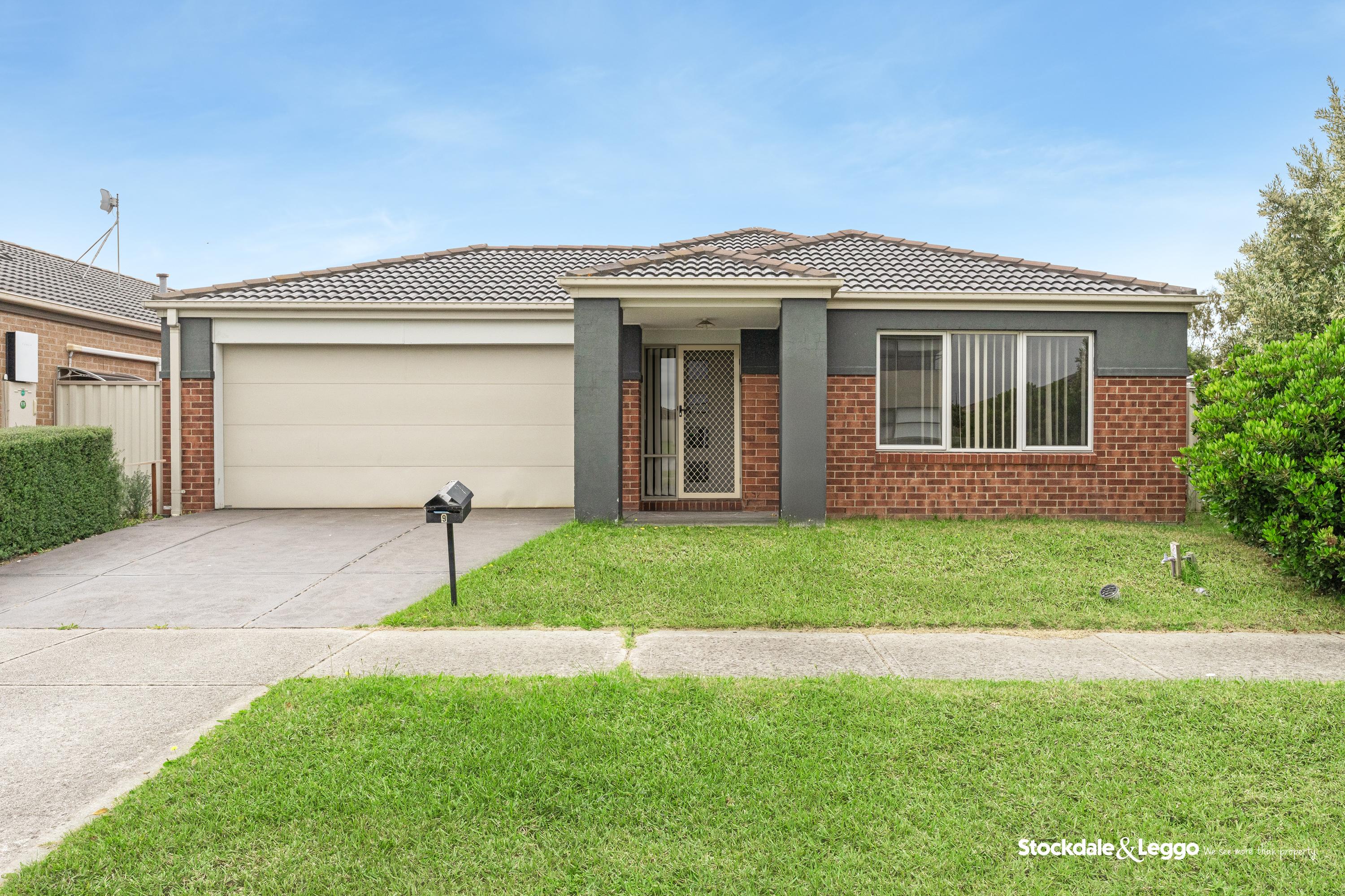 9 Celebration Circuit, Pakenham VIC, Pakenham - Image 1