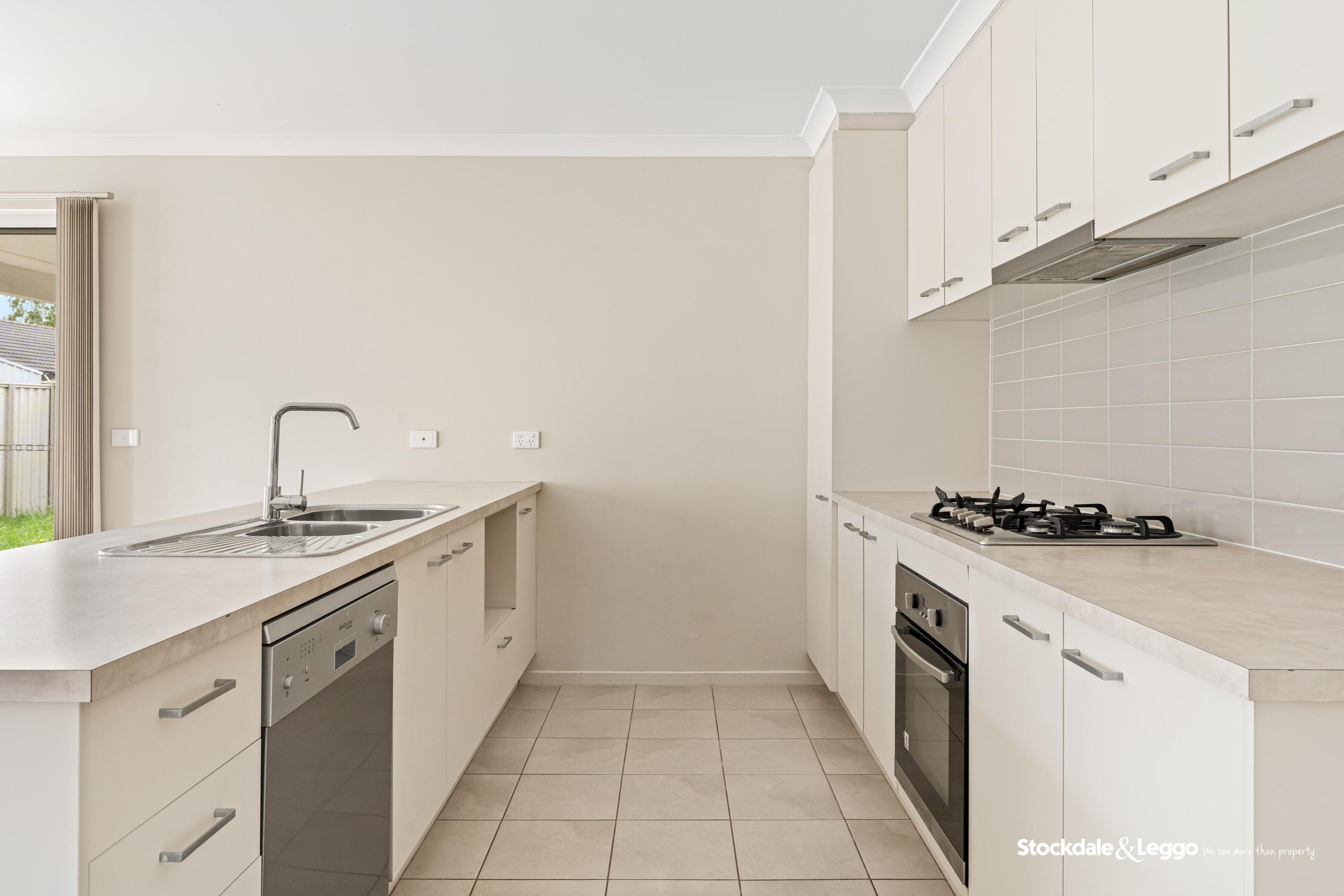 9 Celebration Circuit, Pakenham VIC, Pakenham - Thumbnail 6