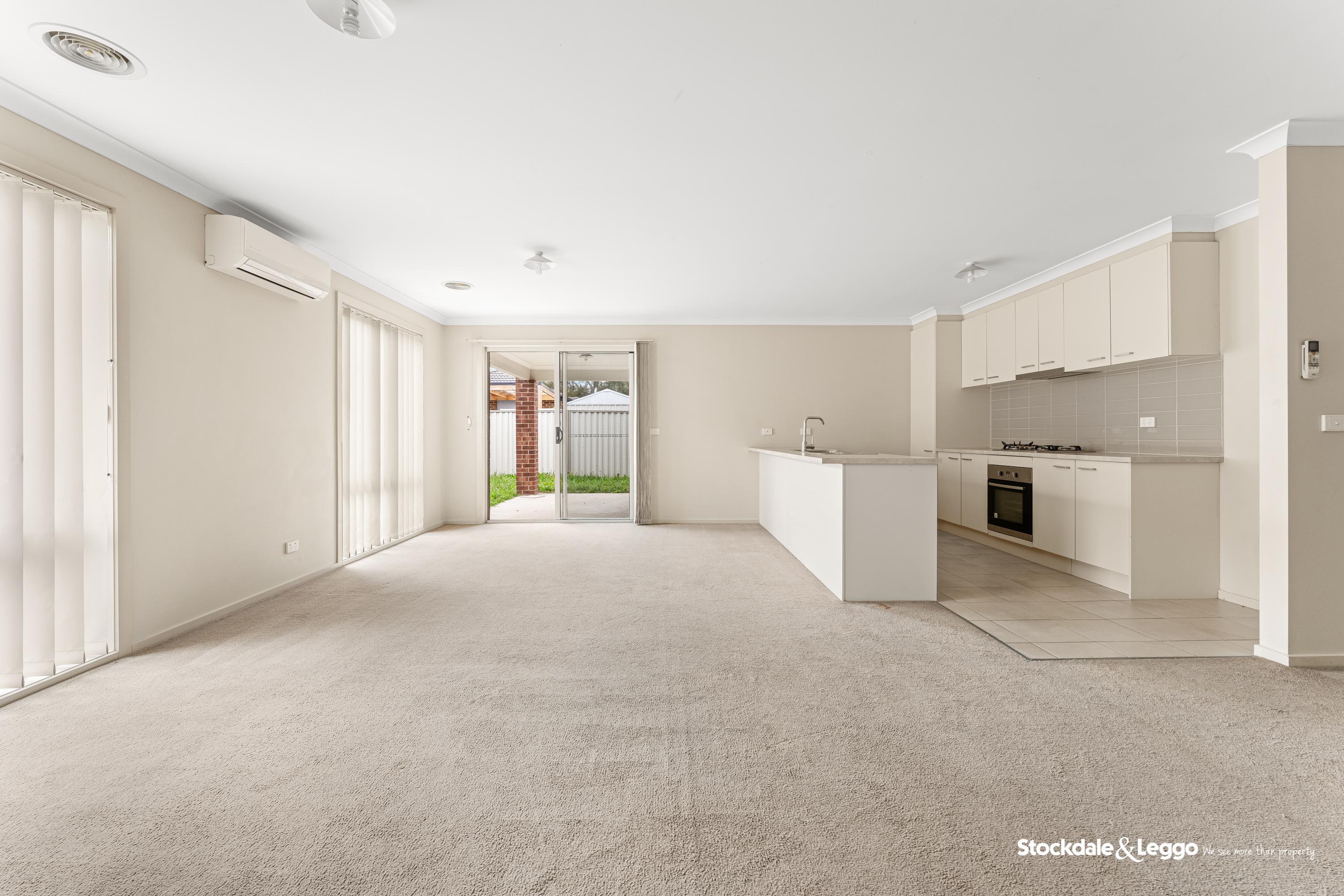 9 Celebration Circuit, Pakenham VIC, Pakenham - Thumbnail 4