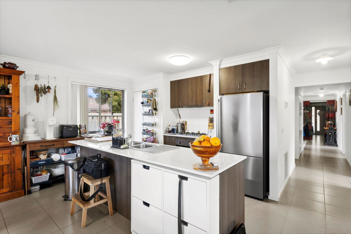 24 Southwinds Road, Armstrong Creek VIC 3217, Armstrong Creek - Thumbnail 2