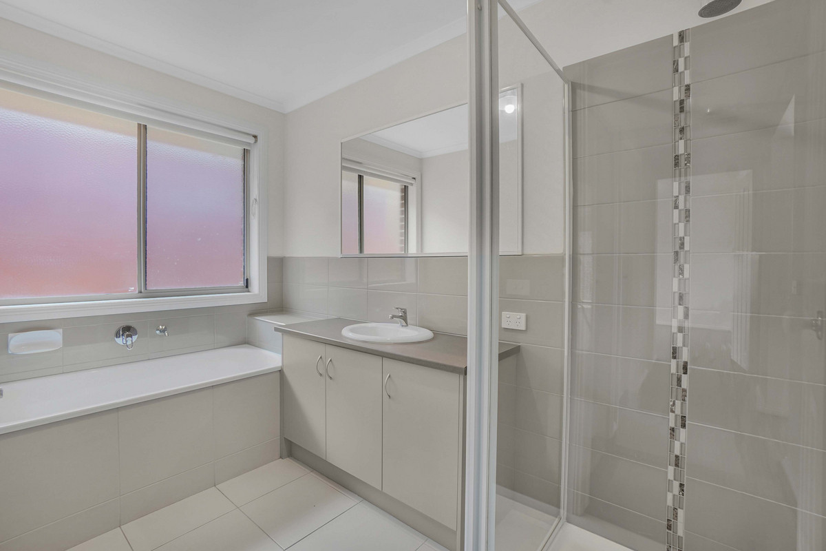 16 Discovery Street, PAKENHAM VIC 3810, Pakenham - Thumbnail 7