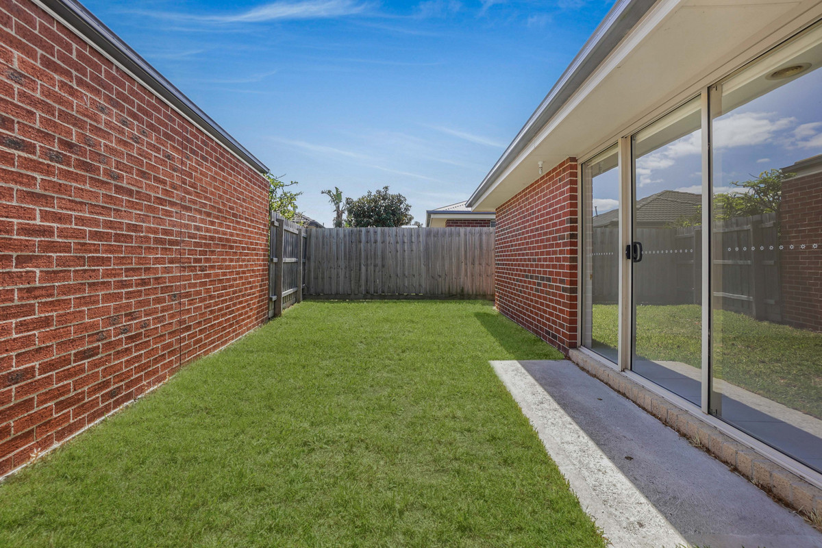 16 Discovery Street, PAKENHAM VIC 3810, Pakenham - Thumbnail 8