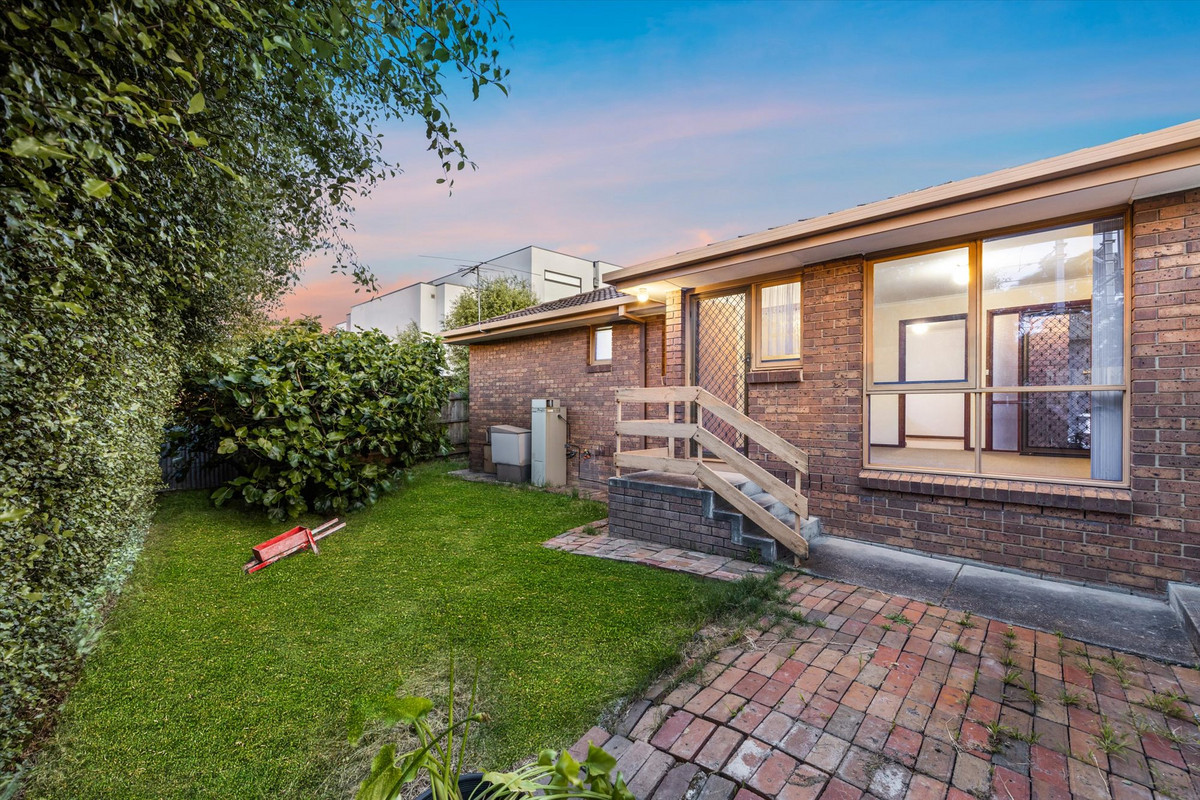 4 / 25 Pitt Street, Ringwood VIC 3134, Ringwood - Thumbnail 2