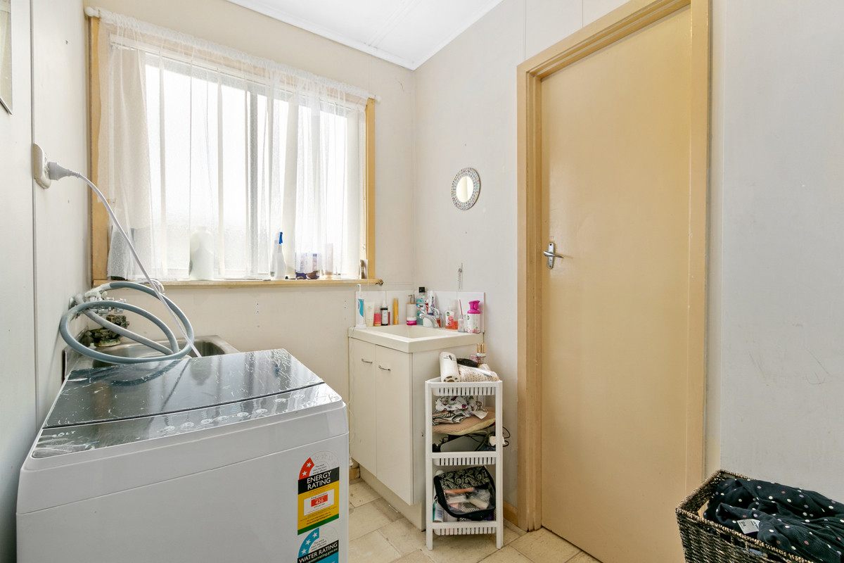 1-3 / 14 Sinclair Avenue, Morwell VIC 3840, Morwell - Thumbnail 6