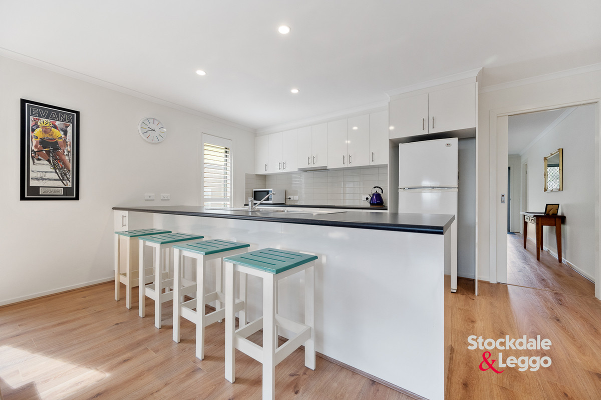 79 Lohr Avenue, Inverloch VIC 3996, Inverloch - Thumbnail 2