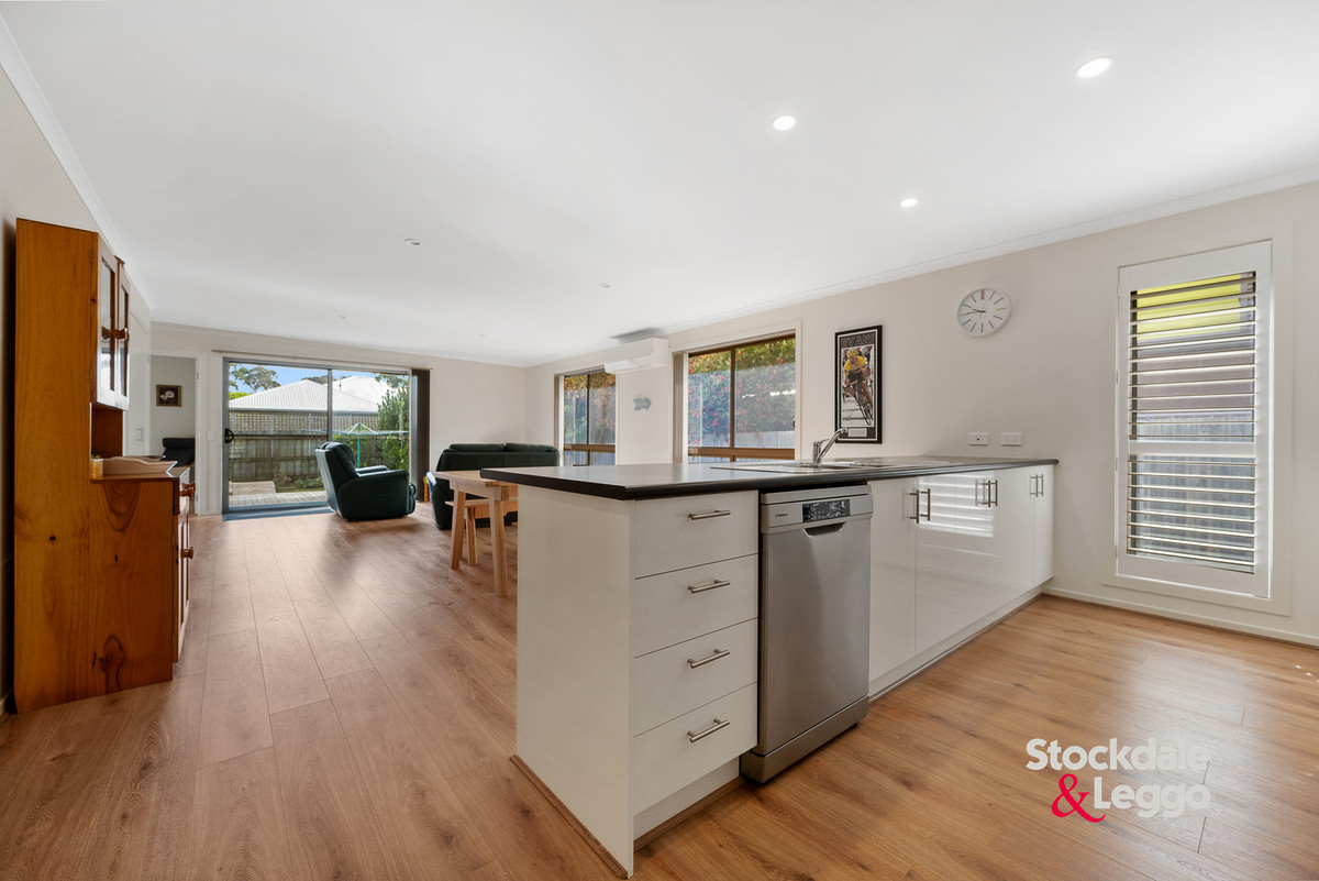 79 Lohr Avenue, Inverloch VIC 3996, Inverloch - Thumbnail 4