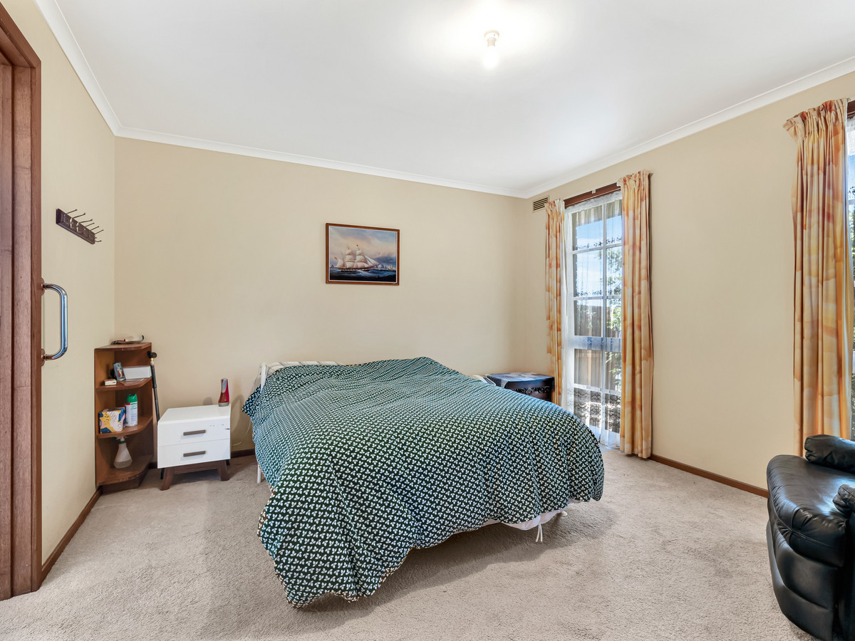90 Underbank Boulevard, Bacchus Marsh VIC 3340, Bacchus Marsh - Thumbnail 6