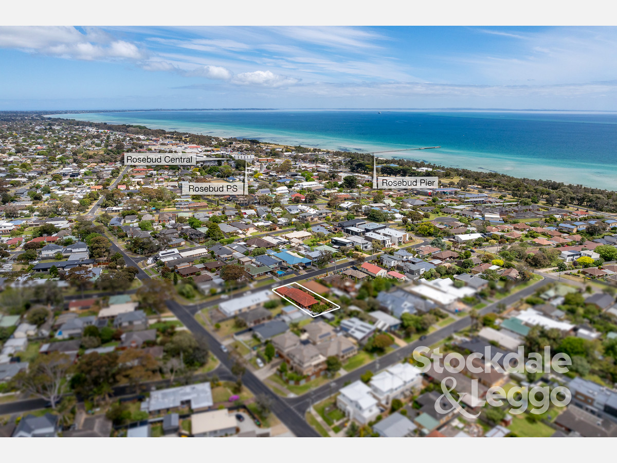 13 Pengana Street, Rosebud VIC 3939, Rosebud - Thumbnail 2
