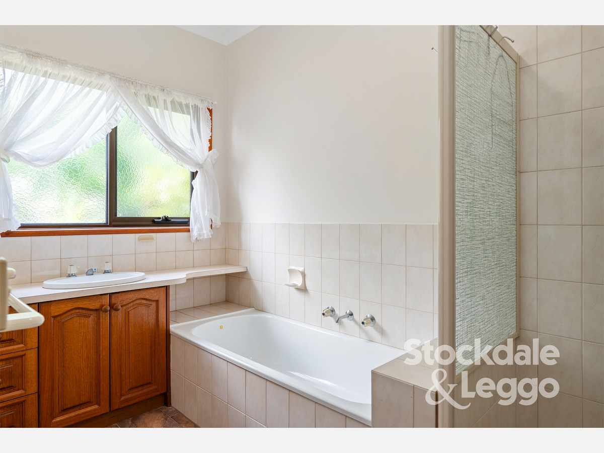 13 Pengana Street, Rosebud VIC 3939, Rosebud - Thumbnail 8