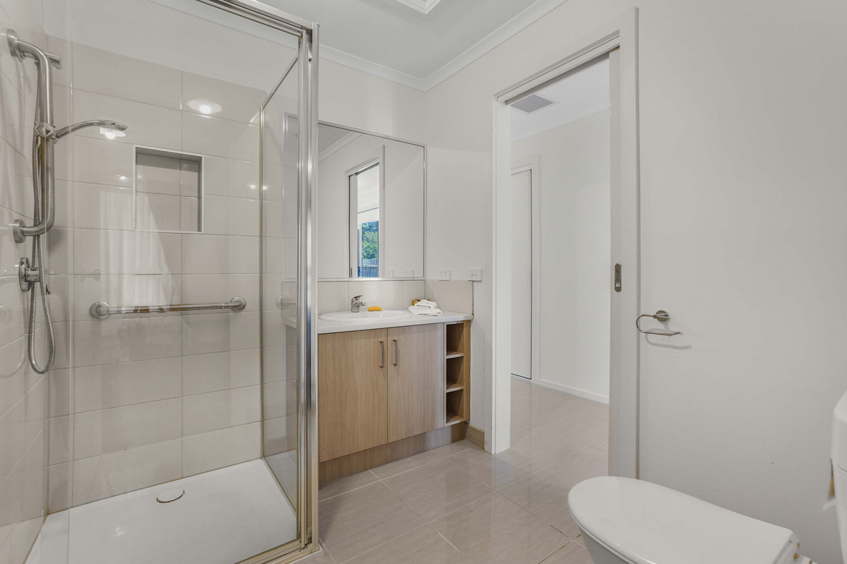 Unit 3, 4 James Street, PAKENHAM VIC 3810, Pakenham - Thumbnail 3