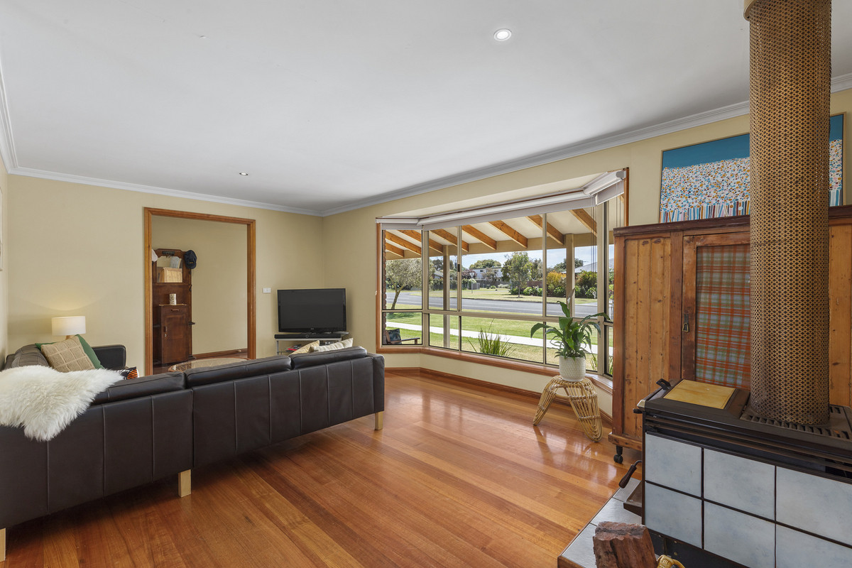 202 Newcombe Street, Portarlington VIC 3223, Portarlington - Thumbnail 5